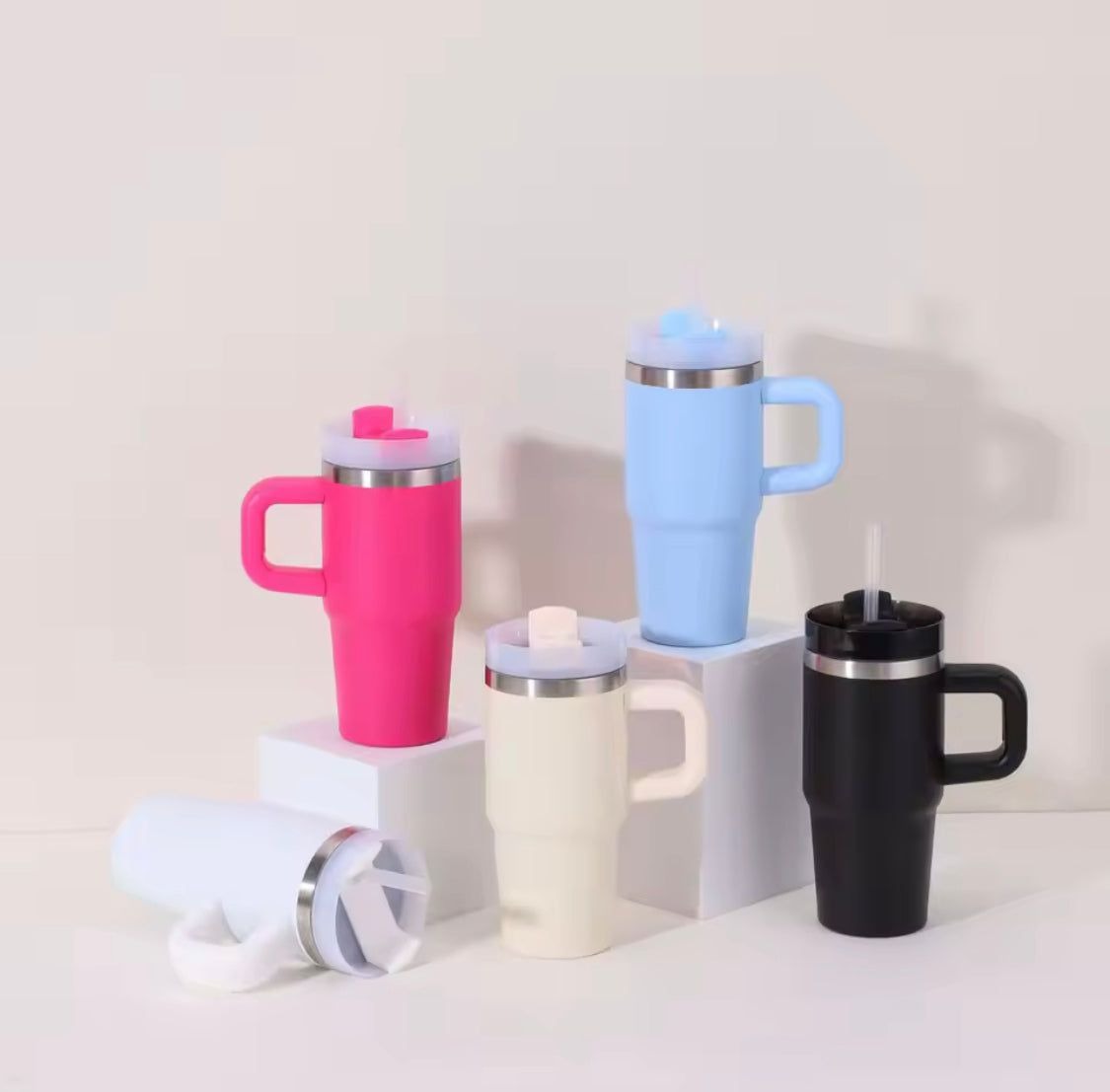 Mini Insulated Tumbler with Handle – Stainless Steel Travel Mug with Straw Lid (Hot & Cold) (480ml)